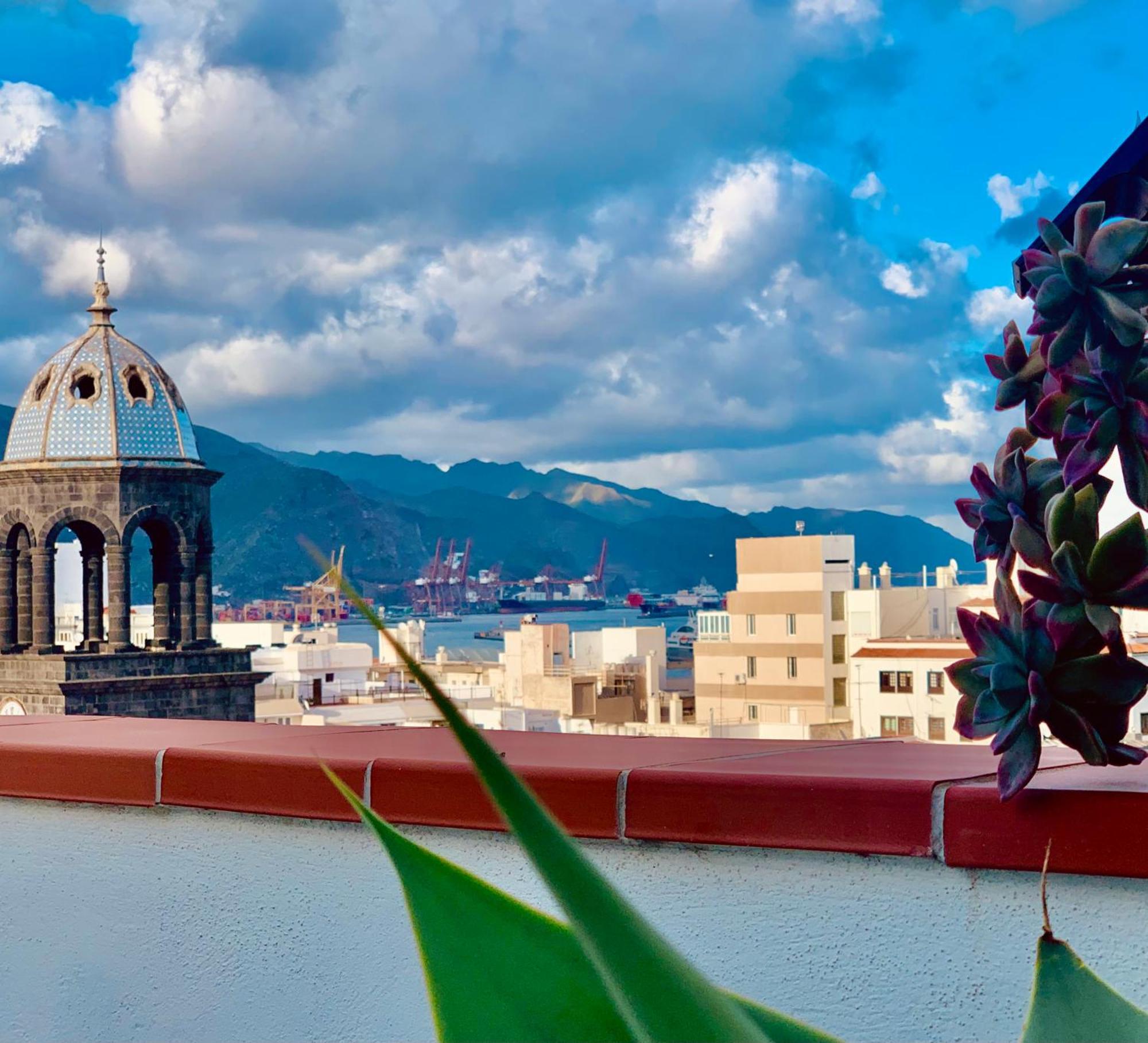 Atico Con Terraza, Vistas Panoramicas Y Parking Apartment ซานตาครูซ เด เตเนริเฟ ภายนอก รูปภาพ
