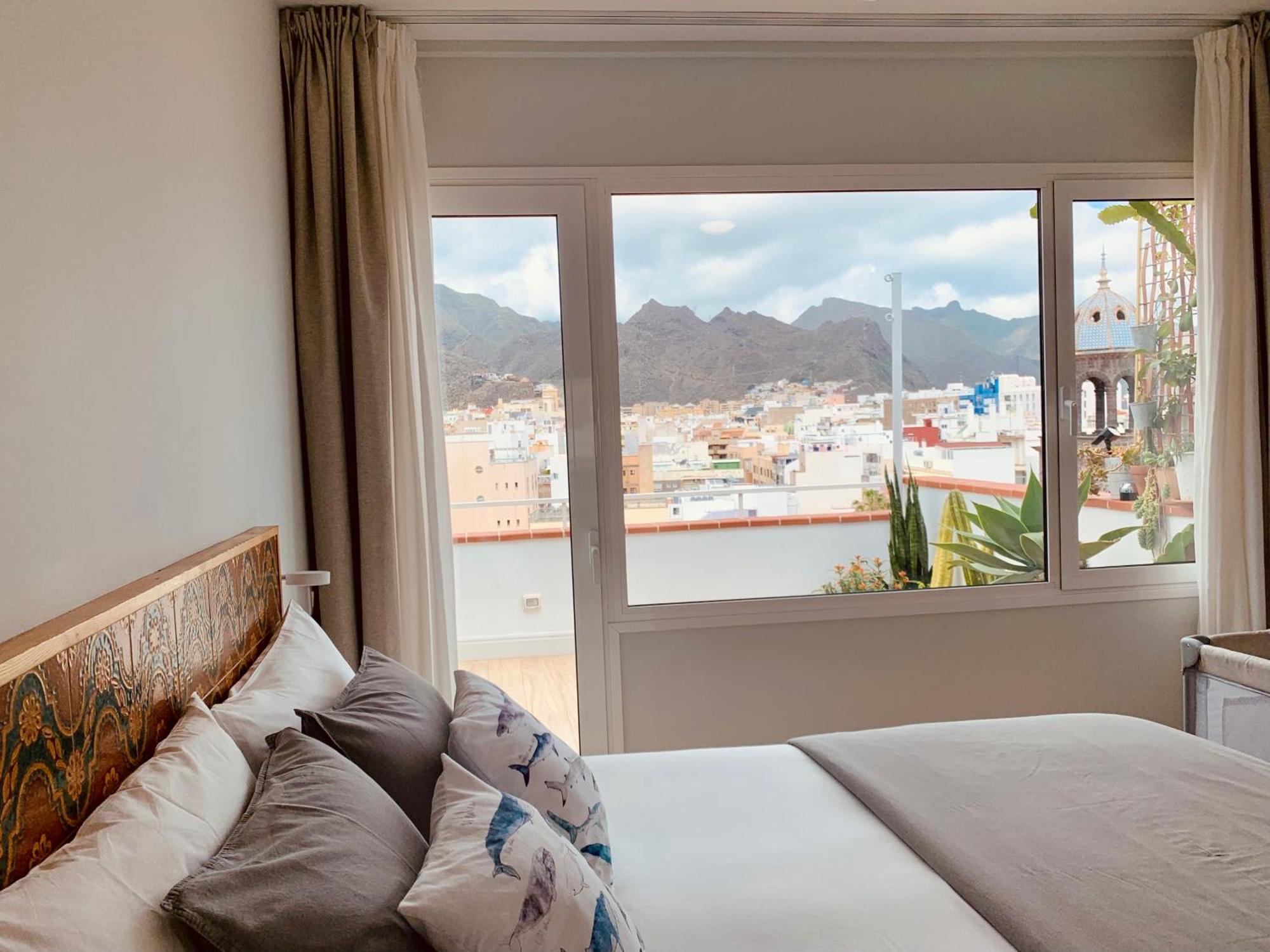 Atico Con Terraza, Vistas Panoramicas Y Parking Apartment ซานตาครูซ เด เตเนริเฟ ภายนอก รูปภาพ